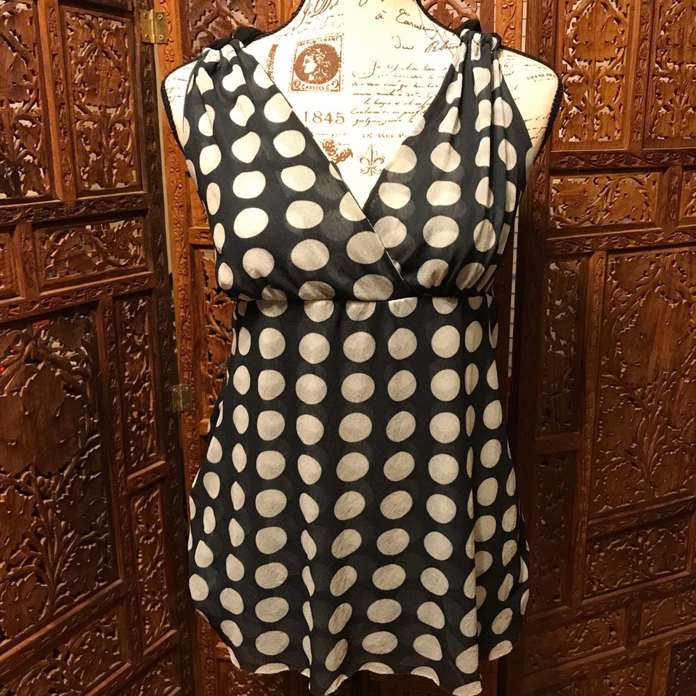White House Black Market Black & White Top - Picture 1 of 6